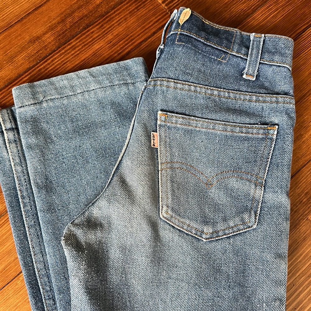 Vintage Levi’s! Tiny W25 L28 0/00